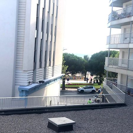 Palmeras - Apartamento En El Centro De Roses - Cerca De La Playa - Terraza - Wifi Dış mekan fotoğraf