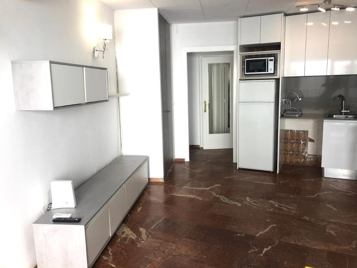Palmeras - Apartamento En El Centro De Roses - Cerca De La Playa - Terraza - Wifi Dış mekan fotoğraf
